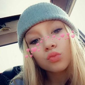 Meet your Posher, Skyla